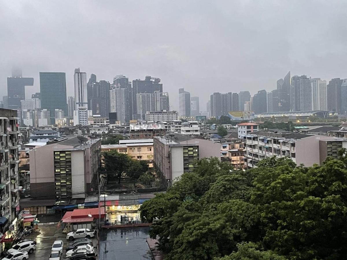 Apartment A4 Dindaeng Bangkok Eksteriør billede
