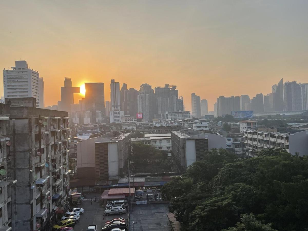 Apartment A4 Dindaeng Bangkok Eksteriør billede