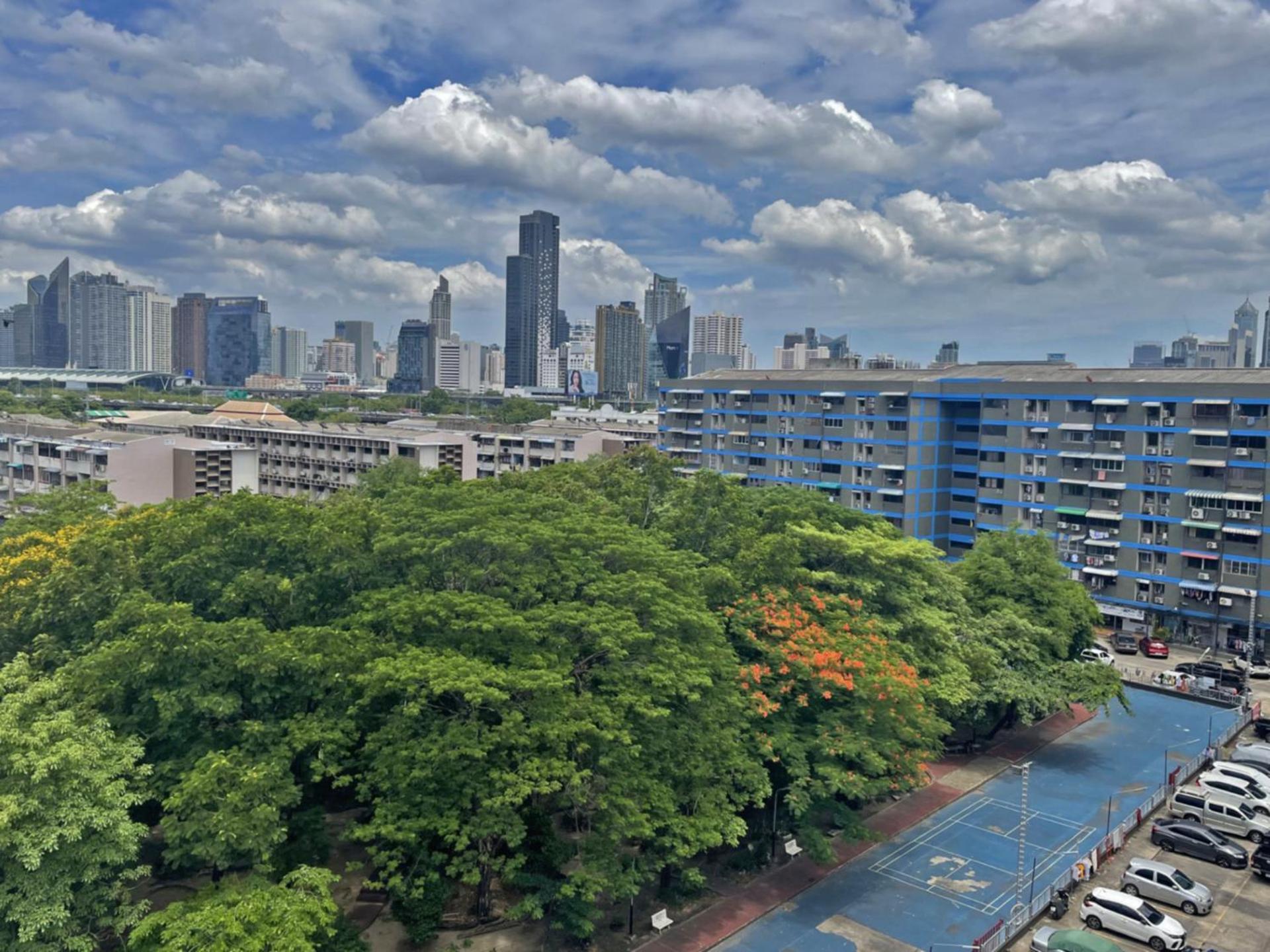 Apartment A4 Dindaeng Bangkok Eksteriør billede