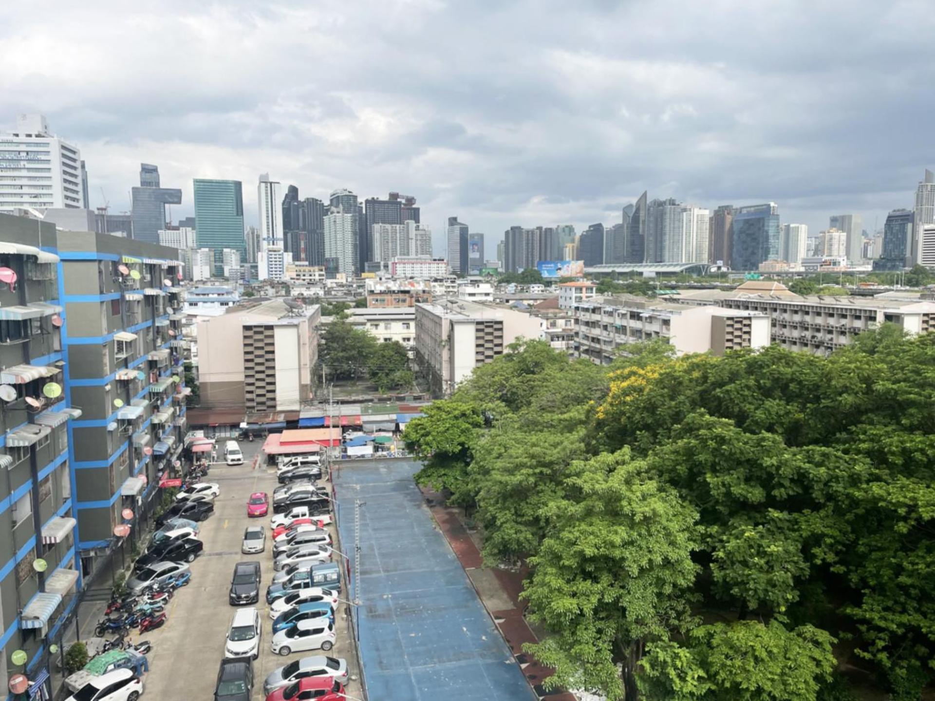 Apartment A4 Dindaeng Bangkok Eksteriør billede
